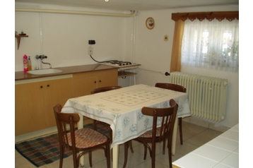 Slovakia Privát Rejdová, Exterior